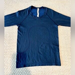 lululemon waist length swiftly tech long sleeve shirt
